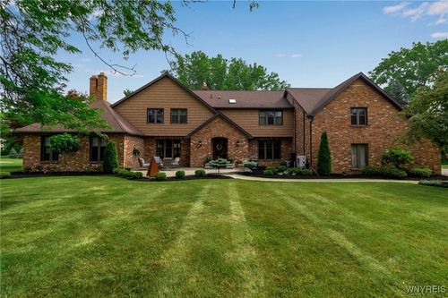 393 Glengrove Rd, Youngstown, NY, 14174-1361 | Card Image