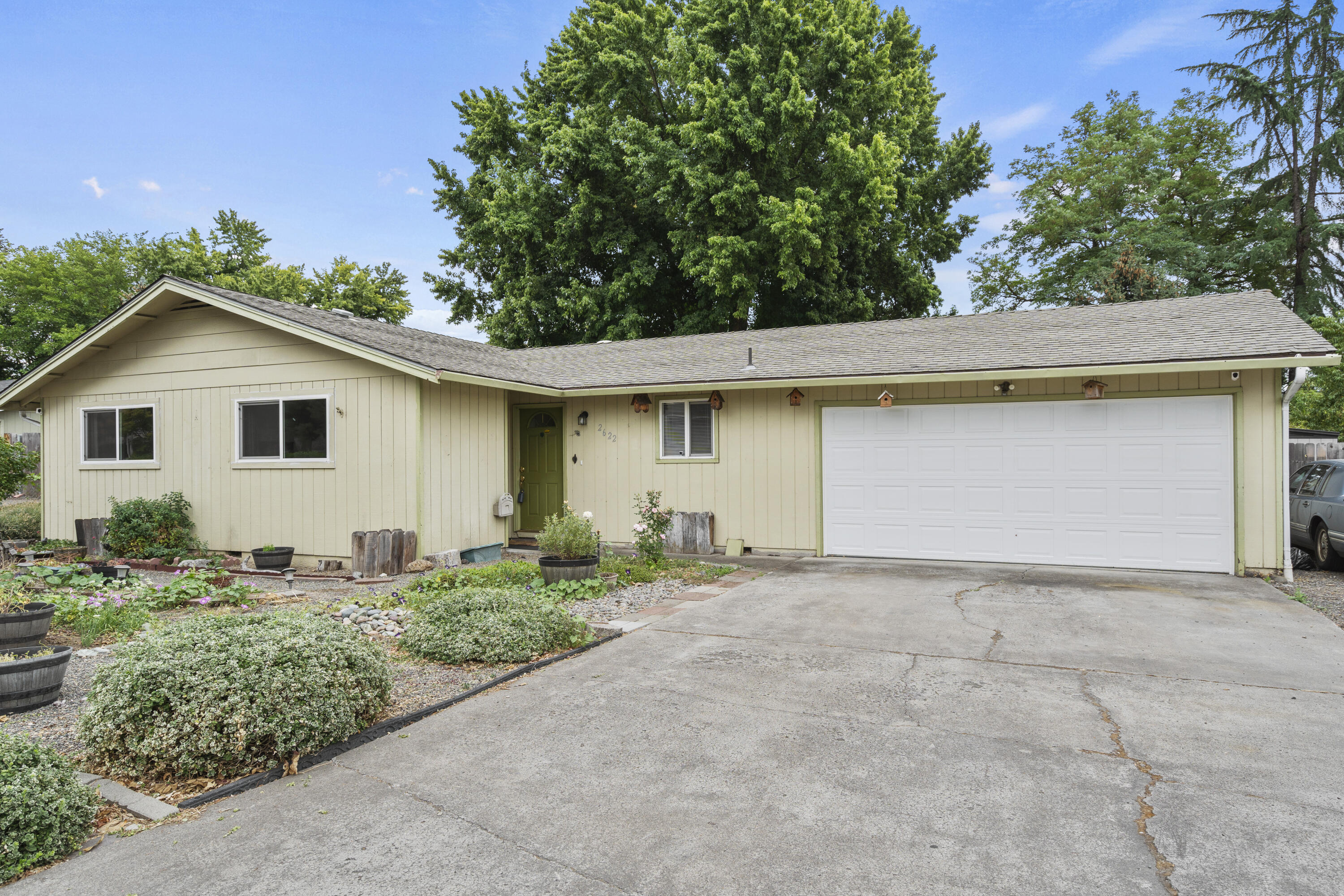 Delta Waters Rd, Medford, OR 97504