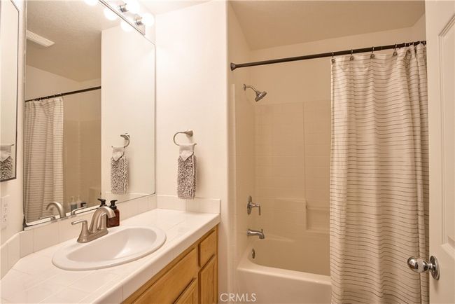8420 E Tioga Way, Townhouse with 3 bedrooms, 3 bathrooms and 2 parking in Anaheim CA | Image 16