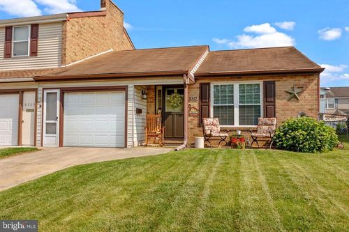 6325 Militia Ct, BENSALEM, PA, 19020-1912 | Card Image