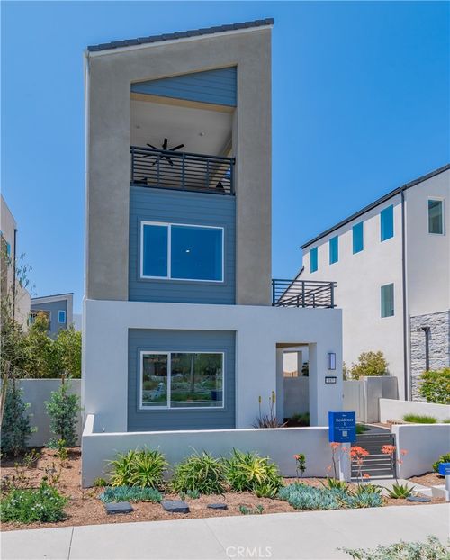 187 Sawbuck, Irvine, CA, 92618-1495 | Card Image