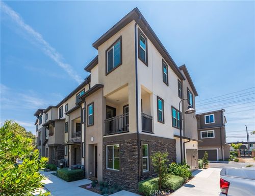 unit-1-11751 Florence Ave, Santa Fe Springs, CA, 90670-4299 | Card Image