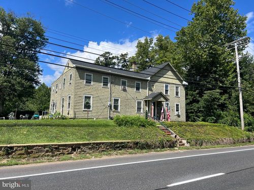 1230 Us Highway 130, ROBBINSVILLE, NJ, 08691-1004 | Card Image