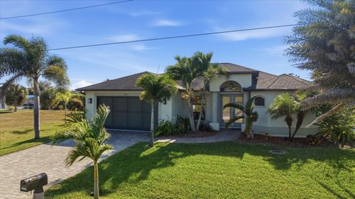 13471 Chenille Dr, PORT CHARLOTTE, FL, 33981-3945 | Card Image