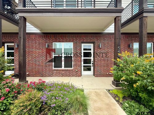 548 W Erwin, Tyler, TX, 75702 | Card Image