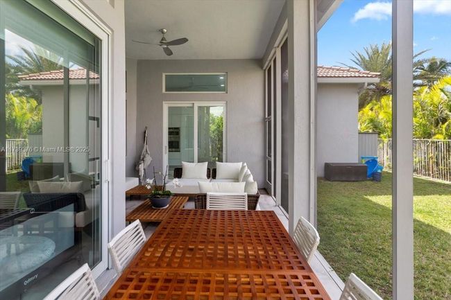 3847 Crestwood Cir, House other with 4 bedrooms, 4 bathrooms and null parking in Weston FL | Image 27