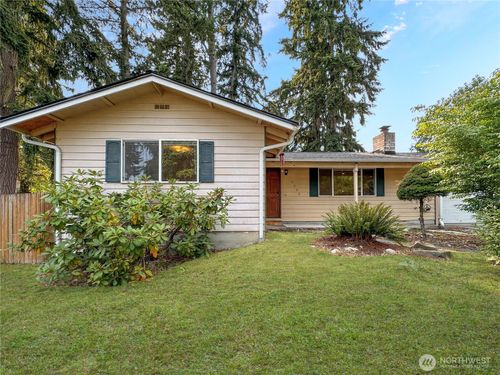 6909 133rd Ct Ne, Redmond, WA, 98052-9501 | Card Image