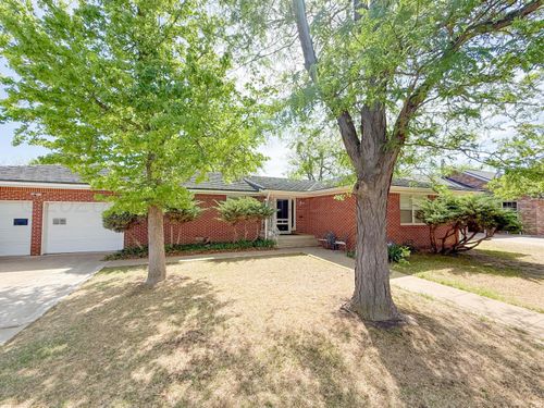 2112 Mary Ellen St, Pampa, TX, 79065-3710 | Card Image