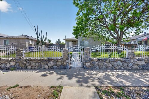 822 Post, Redlands, CA, 92374 | Card Image