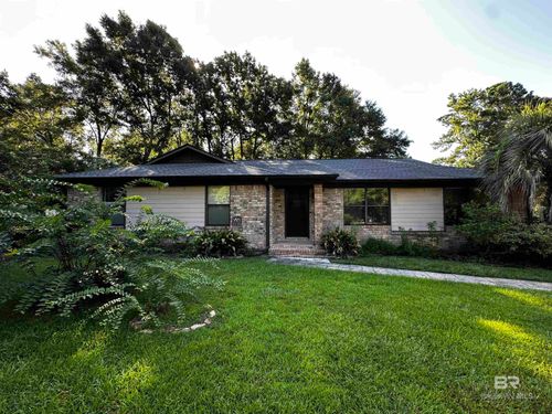 106 Lively Cir, Daphne, AL, 36526-7049 | Card Image