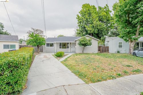 2465 Mountain View Dr, Concord, CA, 94520-1735 | Card Image