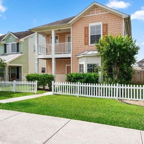 10820 S Lake Mist Ln, Willis, TX, 77318-5748 | Card Image
