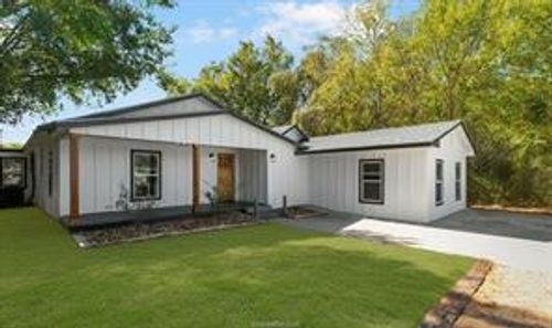 6721 Raymond Stotzer Pkwy, College Station, TX, 77845-7567 | Card Image