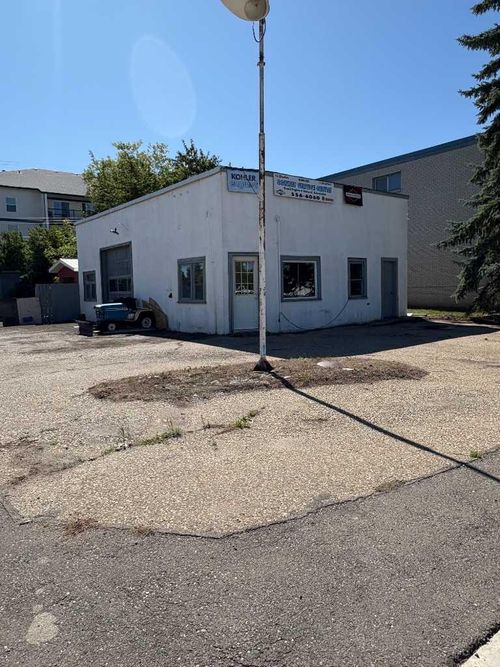 5101 51 Street, Olds, AB, T4H1H1 | Card Image