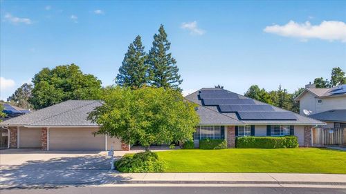 321 W Paul Ave, Clovis, CA, 93612-0281 | Card Image