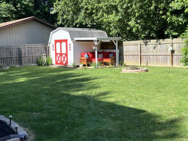 2654 Fuquay Rd, House other with 4 bedrooms, 3 bathrooms and null parking in Newburgh IN | Image 27