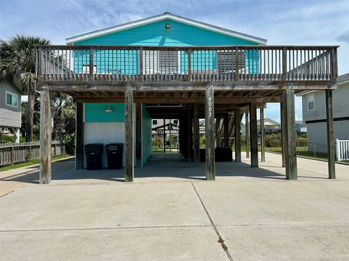 4003 Panola Dr, Galveston, TX, 77554 | Card Image