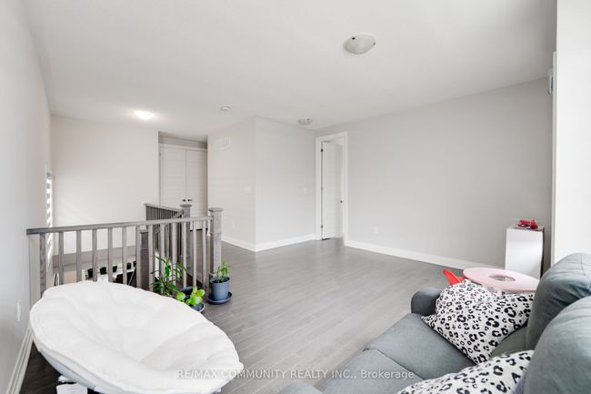 1476 Mockingbird Sq, House other with 4 bedrooms, 5 bathrooms and 2 parking in Pickering ON | Image 16