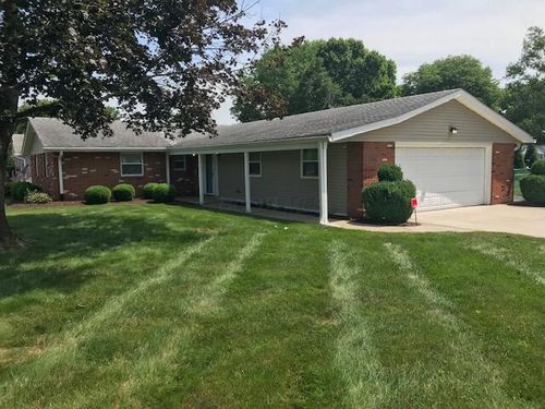 1136 Country Club Dr, Newark, OH, 43055-1751 | Card Image