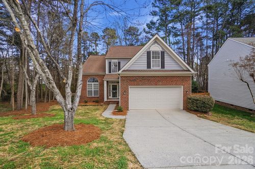 7711 Taymouth Ln, Charlotte, NC, 28269-9127 | Card Image