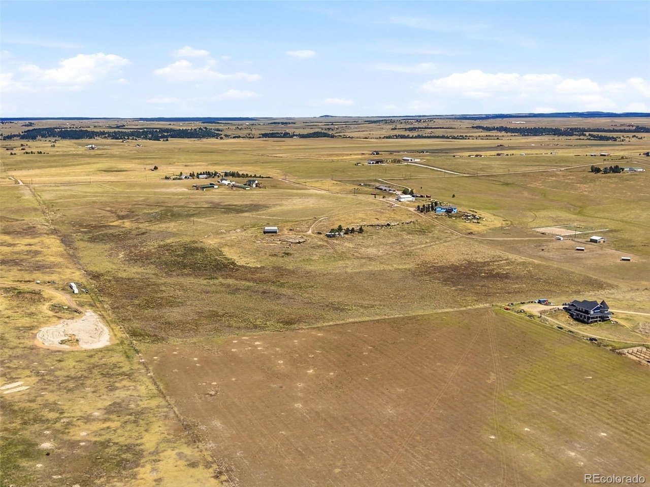 Land in Elizabeth 4