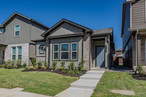 3113 Pecan Farm Ln, Fort Worth, TX, 76140-5669 | Card Image