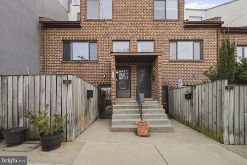 b-857 N 28th St, PHILADELPHIA, PA, 19130-1227 | Card Image