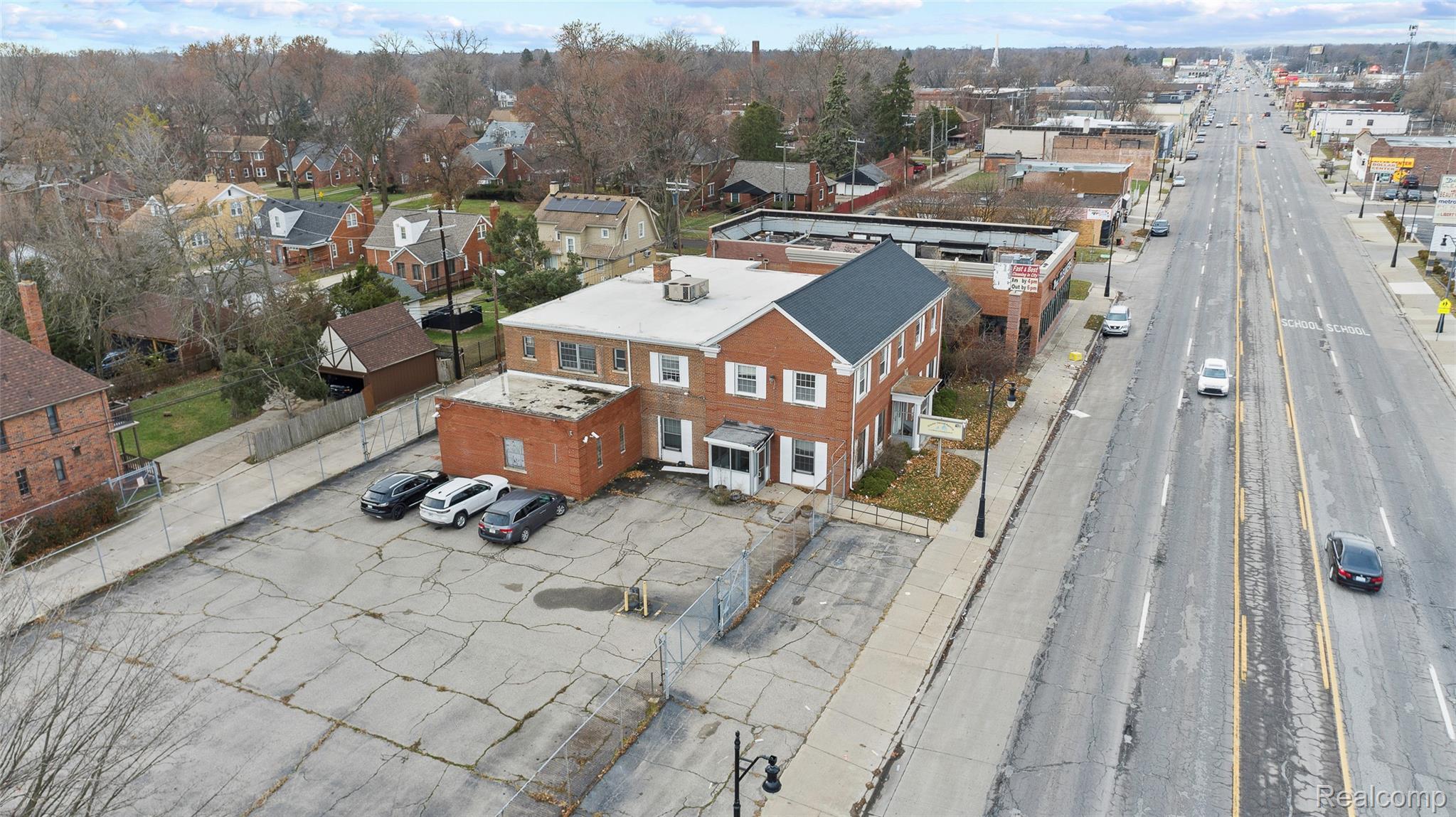 Commercial Sale in Detroit 2