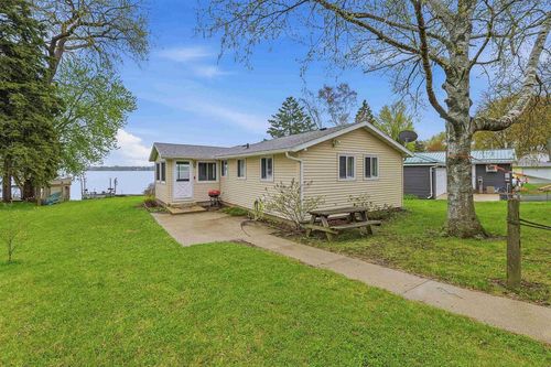 N9384 Idle Hour Dr, RANDOLPH, WI, 53956-9637 | Card Image