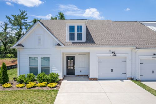 5124 Pace Park Cir, Columbia, TN, 38401-5052 | Card Image