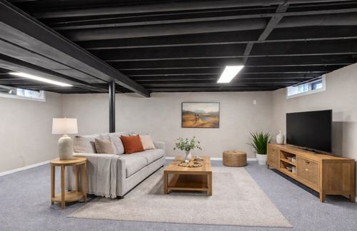 34 E 159th St, South Holland, IL, 60473-1403 | Card Image