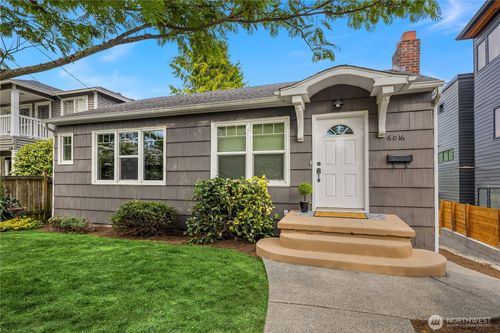6016 35th Ave Ne, Seattle, WA, 98115-7313 | Card Image