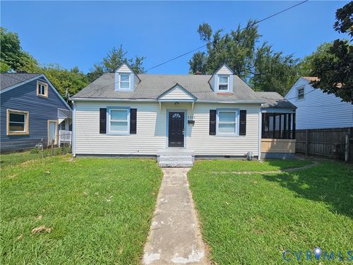 3909 Larchmont Ln, Richmond, VA, 23224-1313 | Card Image
