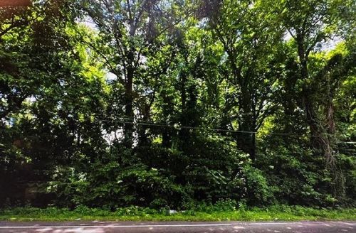 47 E Brooks Rd, Memphis, TN, 38109-7909 | Card Image