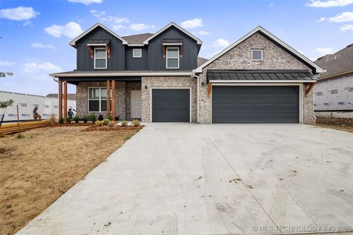 10605 N 120th East Ave, Owasso, OK, 74055-2773 | Card Image