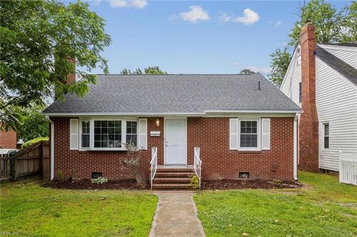 702 Blair Ave, Hampton, VA, 23661-3107 | Card Image