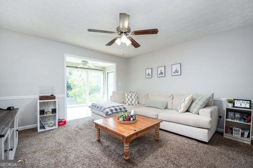 1104 Natchez Trce, Sandy Springs, GA, 30350-3022 | Card Image