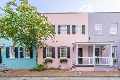 513 E Perry St, savannah, GA, 31401-4105 | Card Image