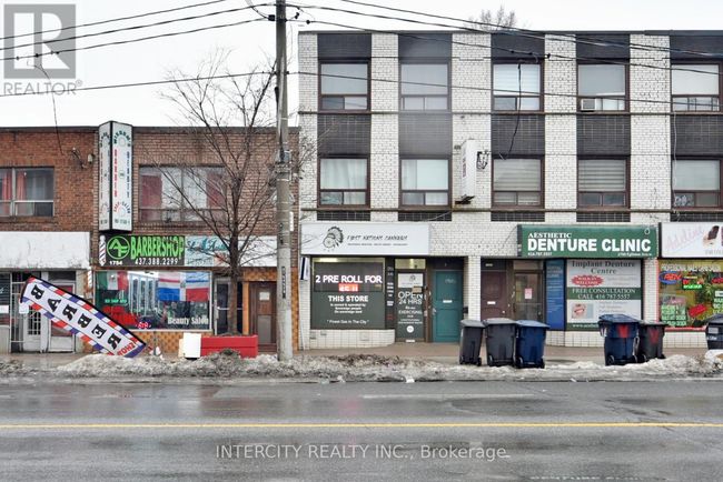 1750 Eglinton Ave W, Home with 0 bedrooms, 0 bathrooms and 2 parking in York ON | Image 4