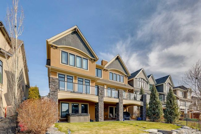123 Mahogany Bay Se, Home with 4 bedrooms, 3 bathrooms and 7 parking in Calgary AB | Image 42