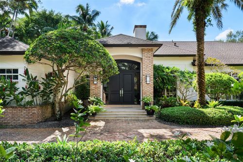 9325 Sw 59th Pl, Pinecrest, FL, 33156-2090 | Card Image