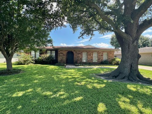 4510 Graves Ave, Groves, TX, 77619-3712 | Card Image