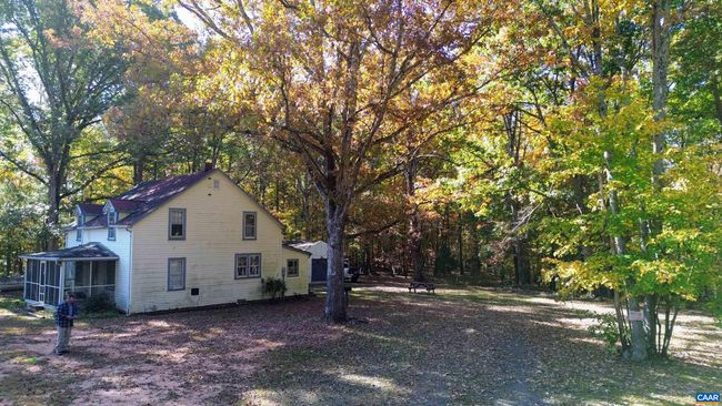 1367 S Constitution Rte, House other with 4 bedrooms, 1 bathrooms and null parking in DILLWYN VA | Image 13