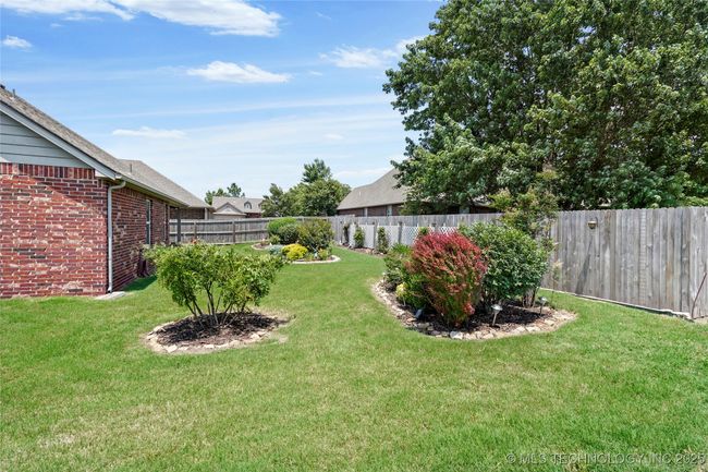 15715 S Broadway St, House other with 3 bedrooms, 2 bathrooms and null parking in Glenpool OK | Image 30