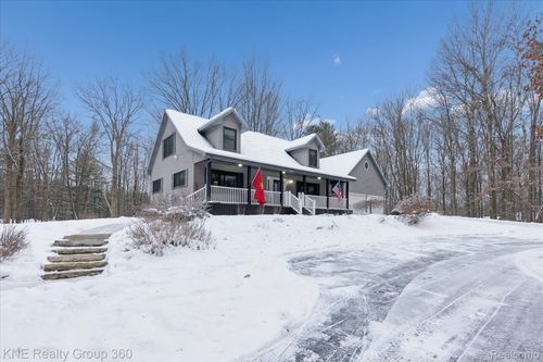 13165 Ithaca Rd, Saint Charles, MI, 48655-9565 | Card Image