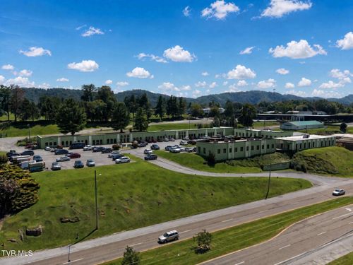 100-110-1241 Volunteer Parkway, Bristol, TN, 37620 | Card Image