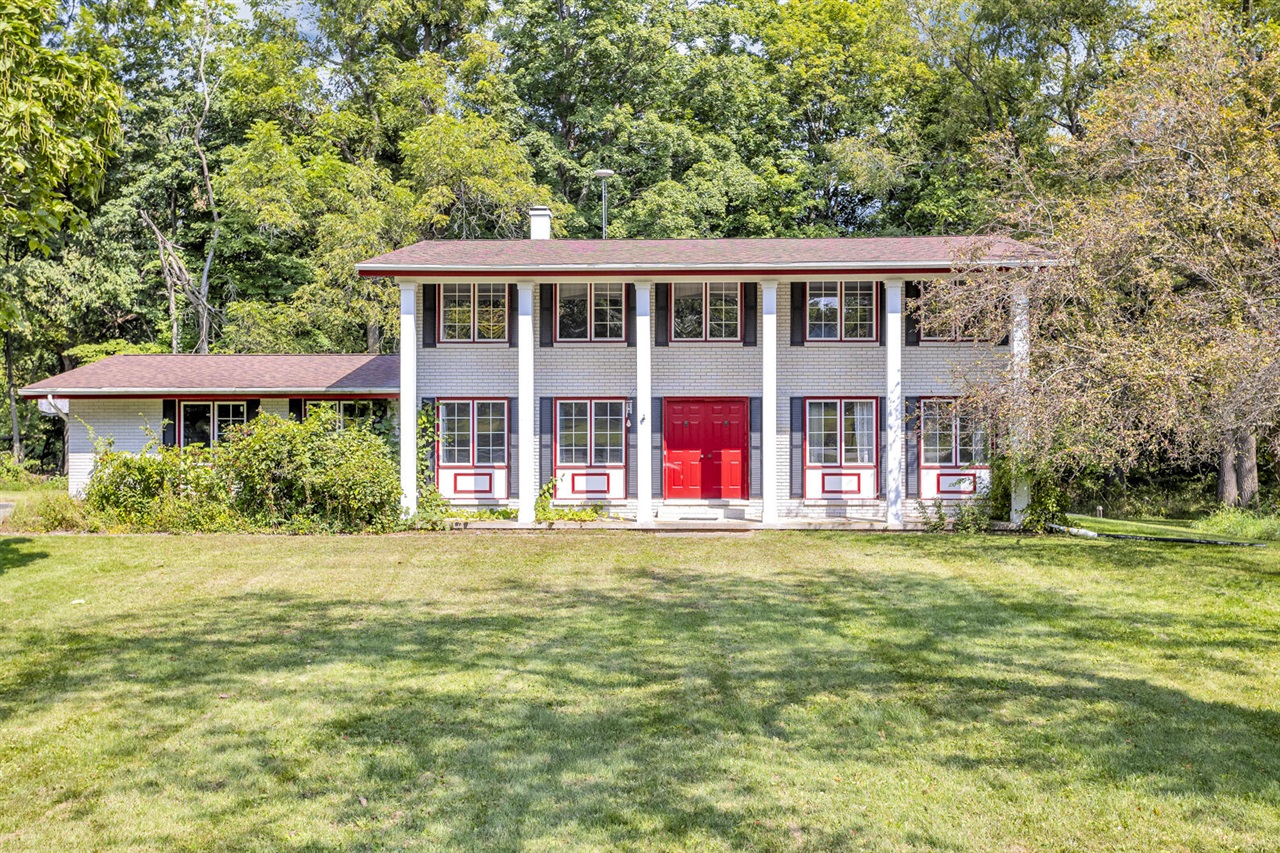 Albion Rd, Albion, MI 49224