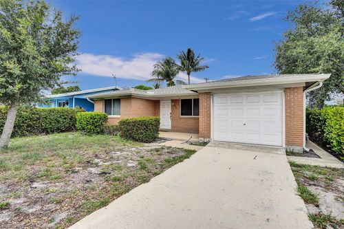 605 S D St, Lake Worth Beach, FL, 33460-4811 | Card Image