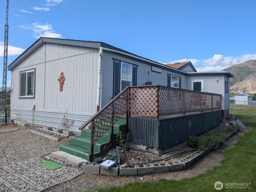 12 Moonlight Dr, Oroville, WA, 98844-9292 | Card Image