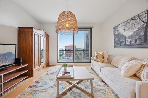 apt-1105-1200 Main St, Dallas, TX, 75202-4303 | Card Image